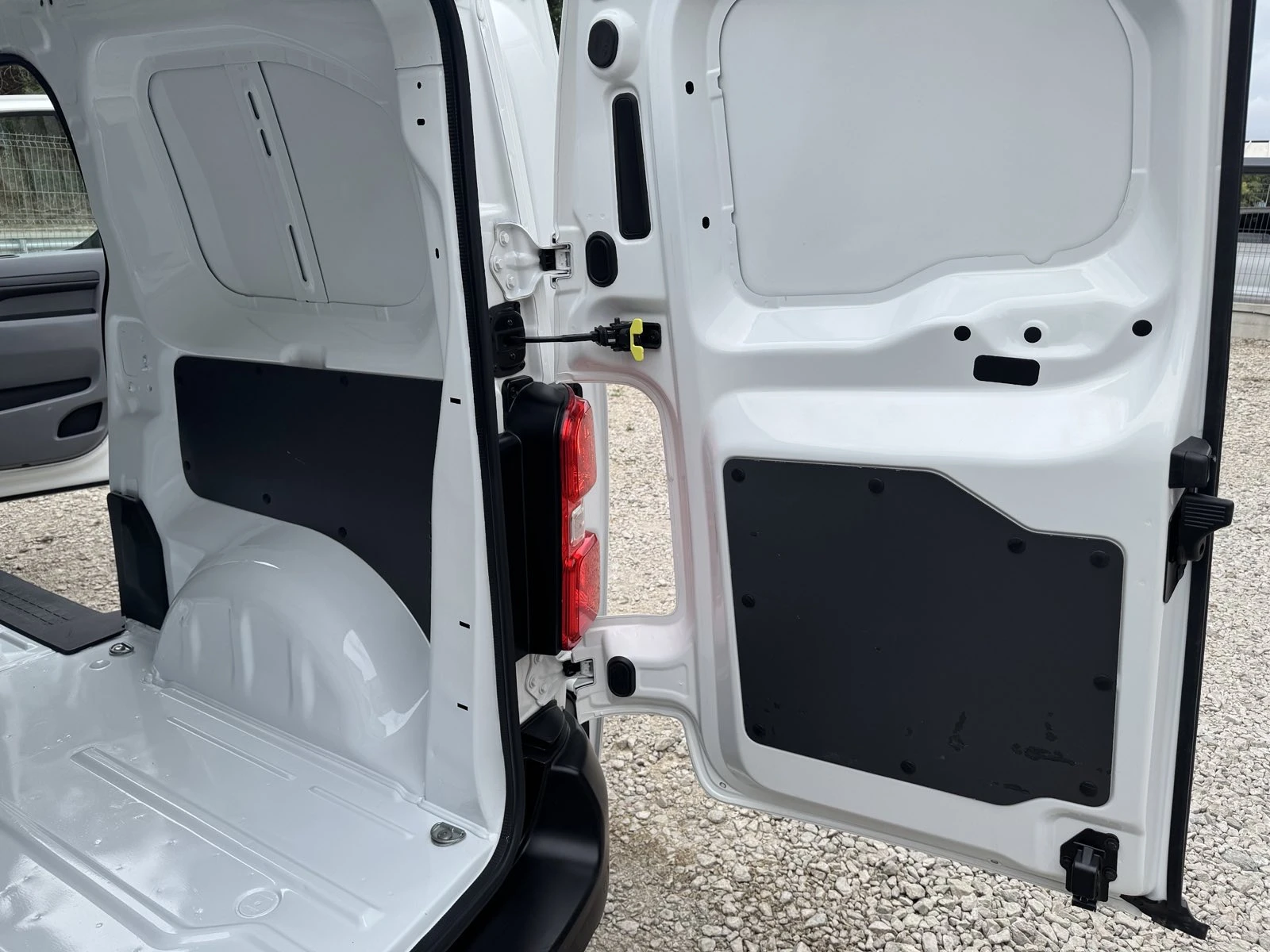 Citroen Jumpy 1.5HDI* TOP* 21.06.2021 EVRO 6, снимка 16 - Бусове и автобуси - 56246977