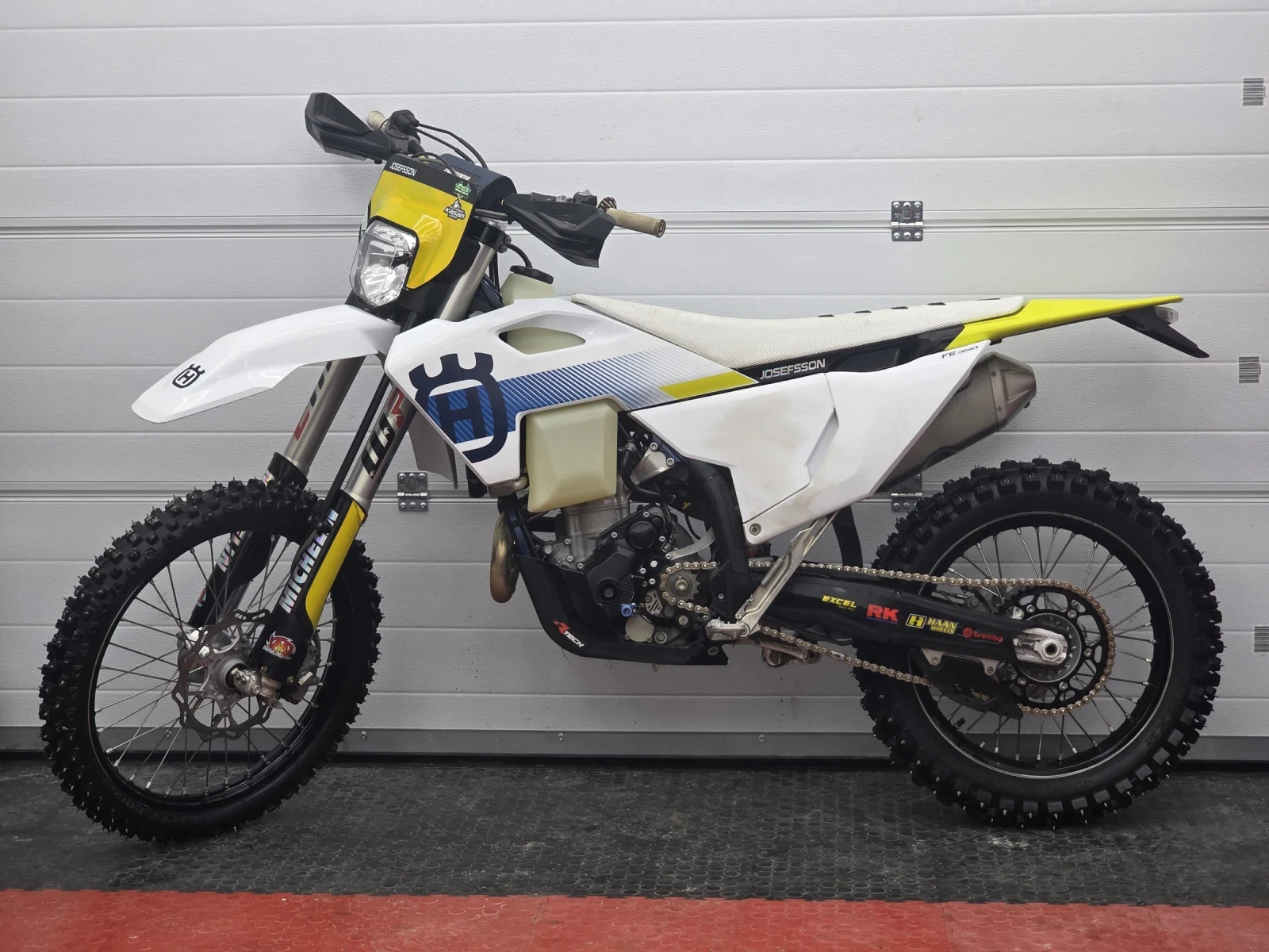 Husqvarna FE  350  2024 Acrapovic , снимка 2 - Мотоциклети и мототехника - 54035058