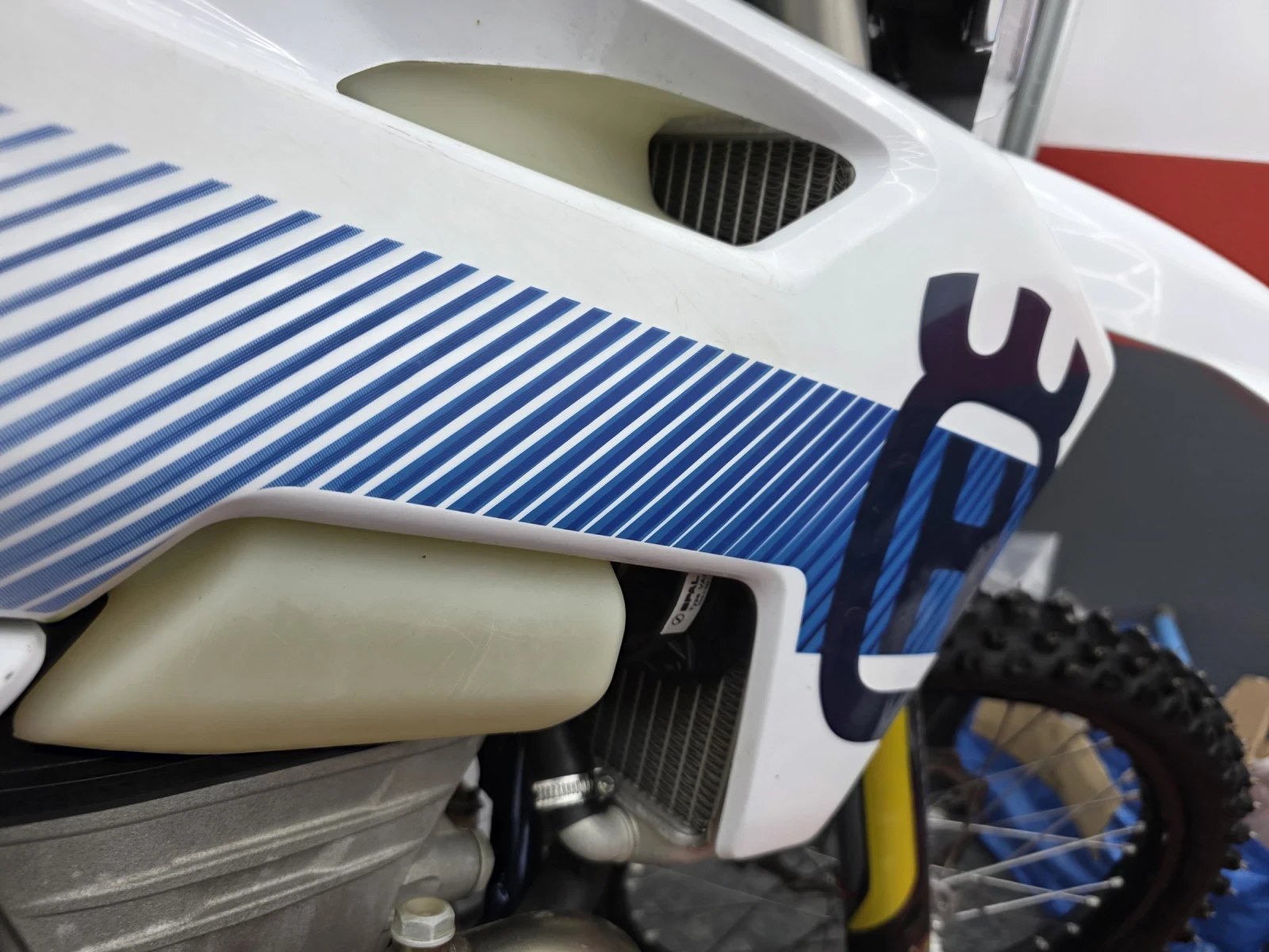 Husqvarna FE  350  2024 Acrapovic , снимка 6 - Мотоциклети и мототехника - 54035058