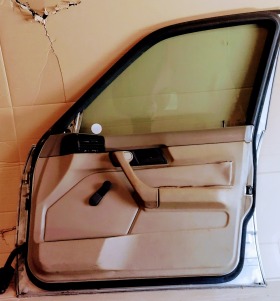 Врата предна дясна за BMW 5 Е34-Sedan, снимка 2 - Части - 45478884