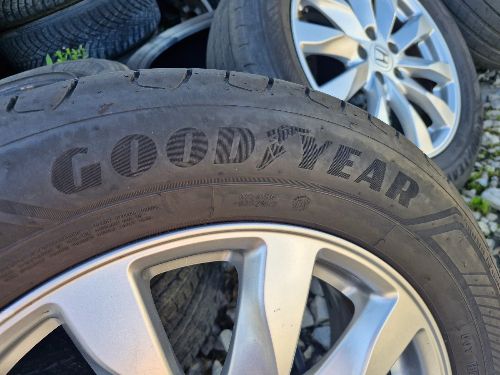 Гуми с джанти Goodyear 225/60R18, снимка 8 - Гуми и джанти - 54681608