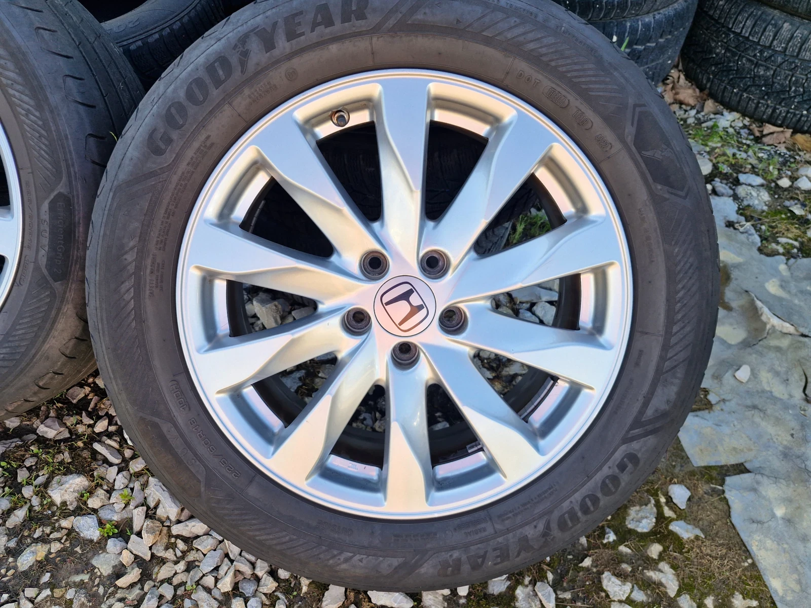 Гуми с джанти Goodyear 225/60R18, снимка 5 - Гуми и джанти - 54681608