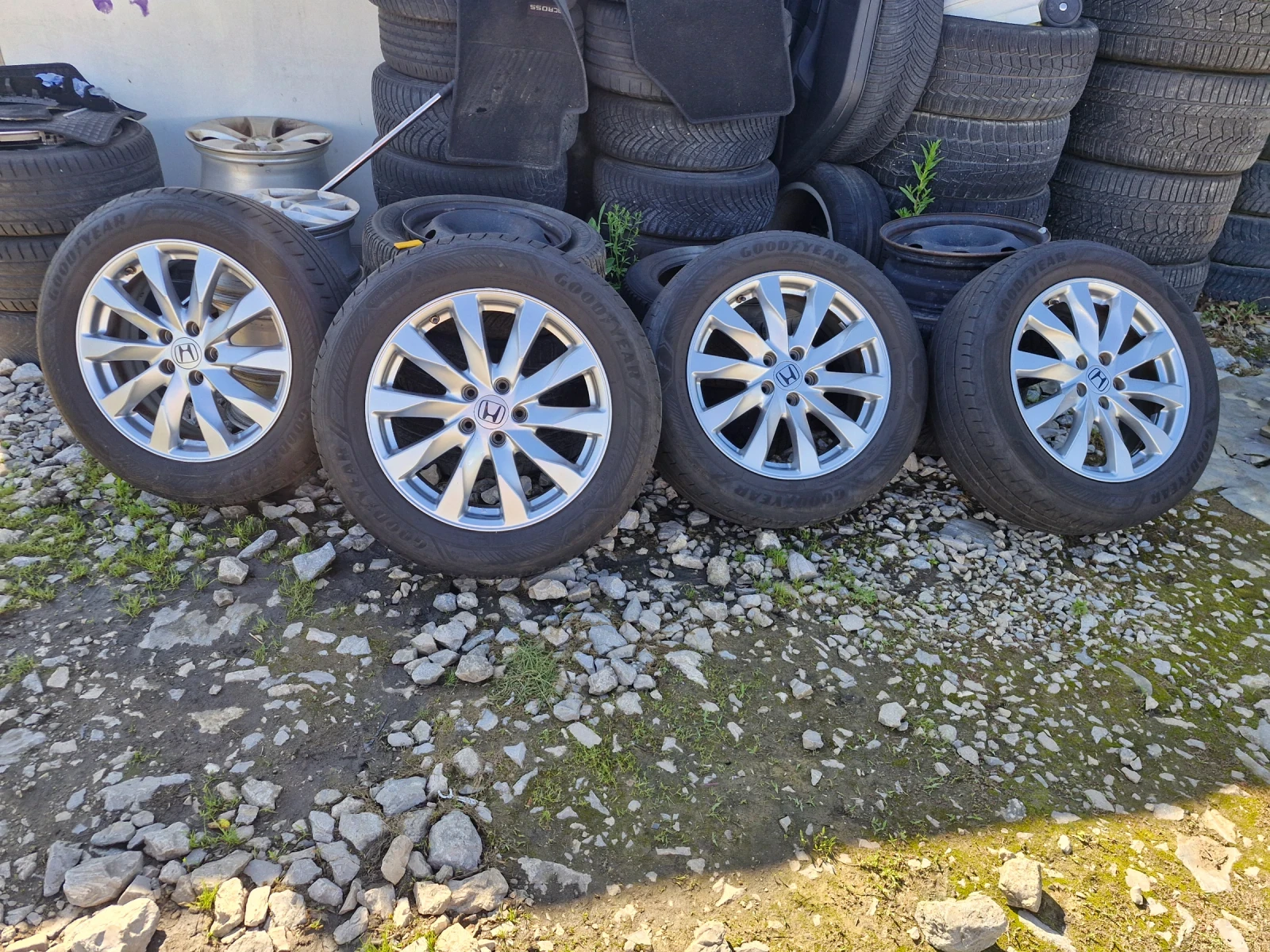 Гуми с джанти Goodyear 225/60R18