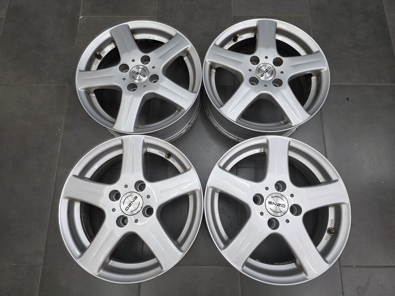 Джанти за Toyota, снимка 3 - Гуми и джанти - 56687839