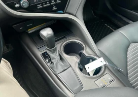 Toyota Camry SE * Nightshade пакет* , снимка 9