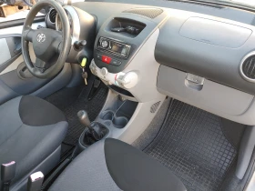 Toyota Aygo 1.0i-Всичко платено+ 4бр.лети джанти с летни гуми!, снимка 12