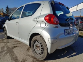 Toyota Aygo 1.0i-Всичко платено+ 4бр.лети джанти с летни гуми!, снимка 4