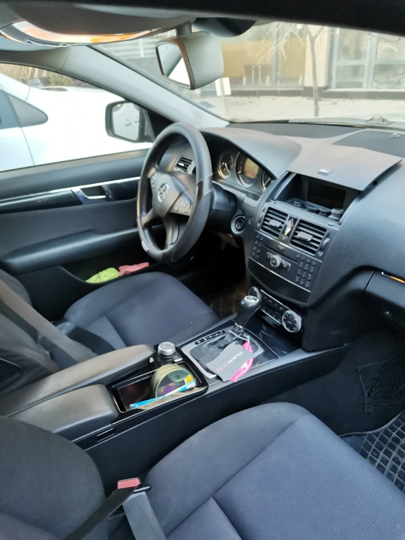 Mercedes-Benz C 220 C220 cdi, снимка 4 - Автомобили и джипове - 47010329