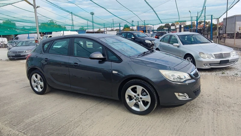 Opel Astra 1.7cdti, снимка 4 - Автомобили и джипове - 47227087