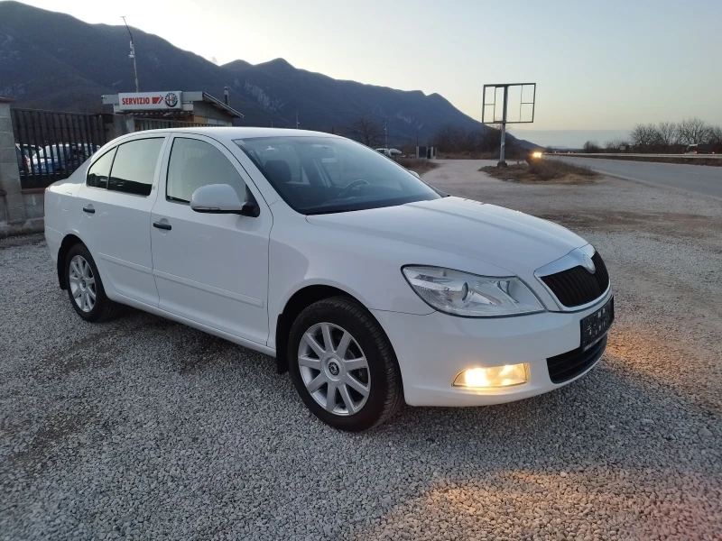 Skoda Octavia 1.4 i, снимка 3 - Автомобили и джипове - 47654669