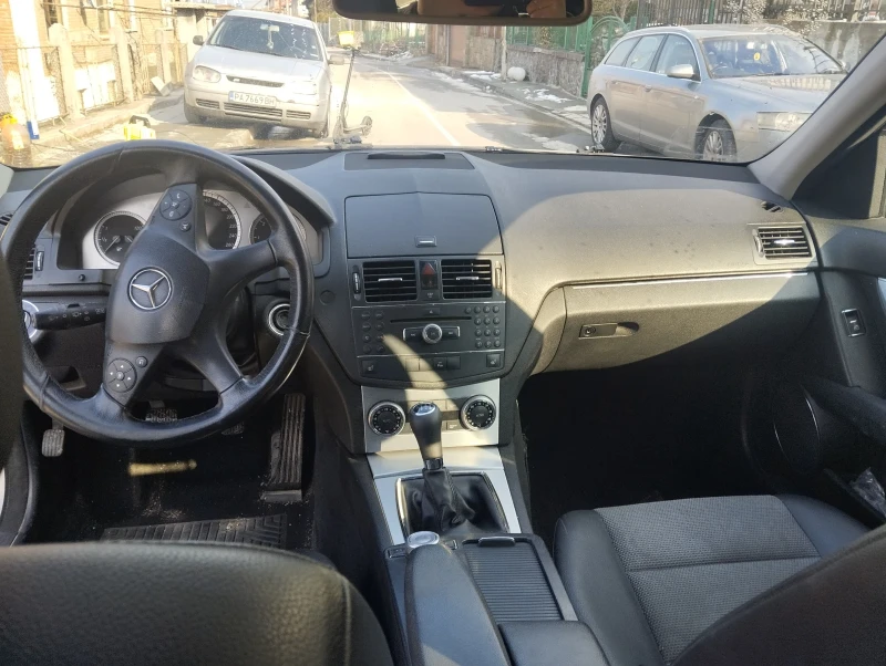 Mercedes-Benz C 220 Avantgarde , снимка 7 - Автомобили и джипове - 49271954