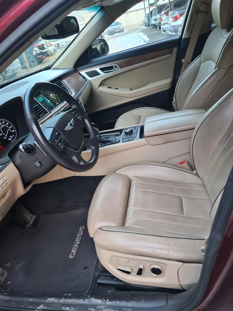 Hyundai Genesis, снимка 3 - Автомобили и джипове - 49607802