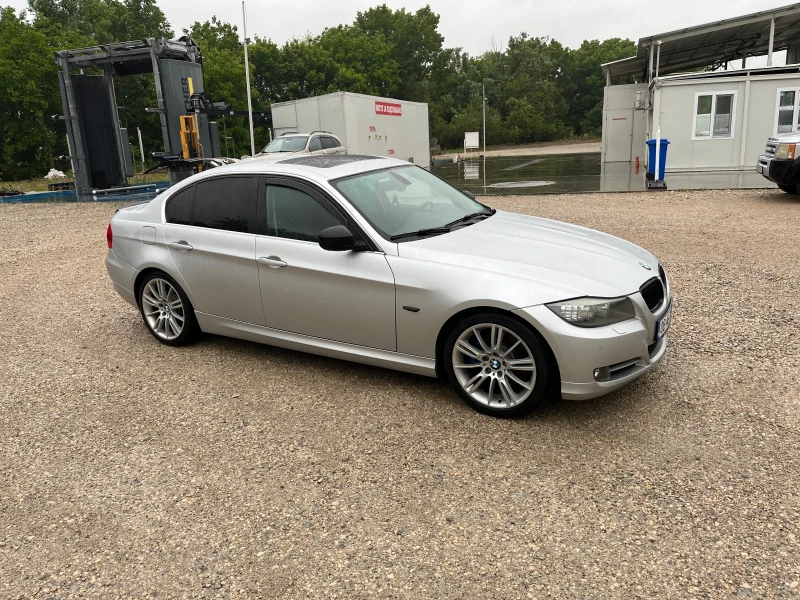 BMW 330 FACELIFT, снимка 12 - Автомобили и джипове - 52533968