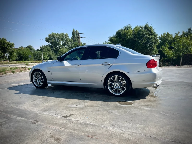 BMW 330 FACELIFT, снимка 2 - Автомобили и джипове - 52533968