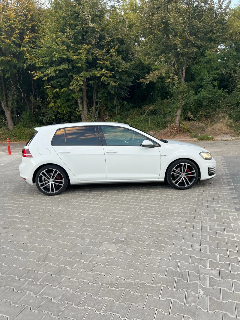 VW Golf, снимка 3 - Автомобили и джипове - 51973507
