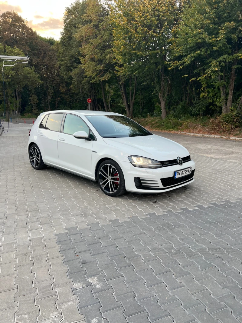 VW Golf, снимка 2 - Автомобили и джипове - 51973507