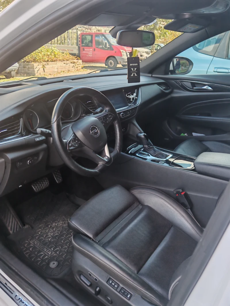 Opel Insignia Opc line Full, снимка 9 - Автомобили и джипове - 53175628