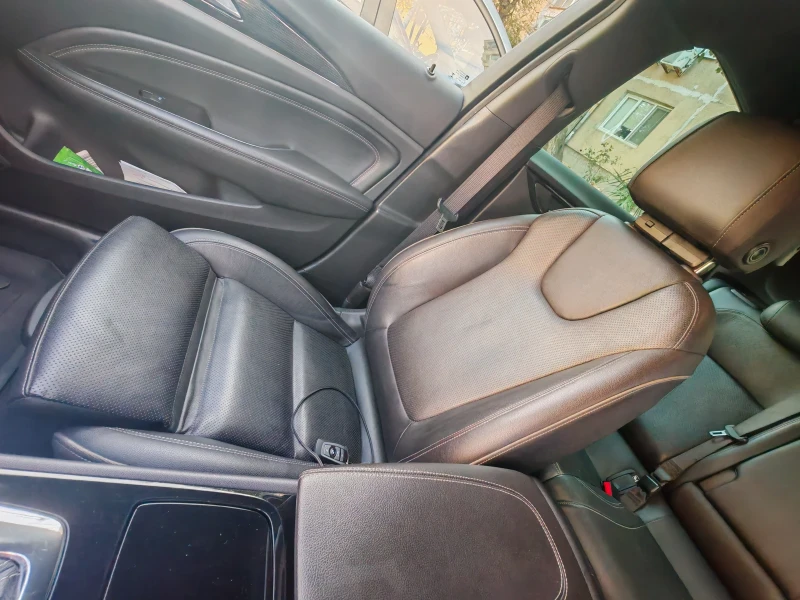 Opel Insignia Opc line Full, снимка 10 - Автомобили и джипове - 53175628