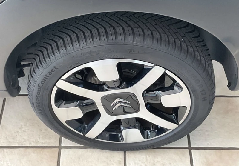 Citroen C4 Cactus 1.2T /1.2 i / 1.6 HDI , снимка 8 - Автомобили и джипове - 52160035