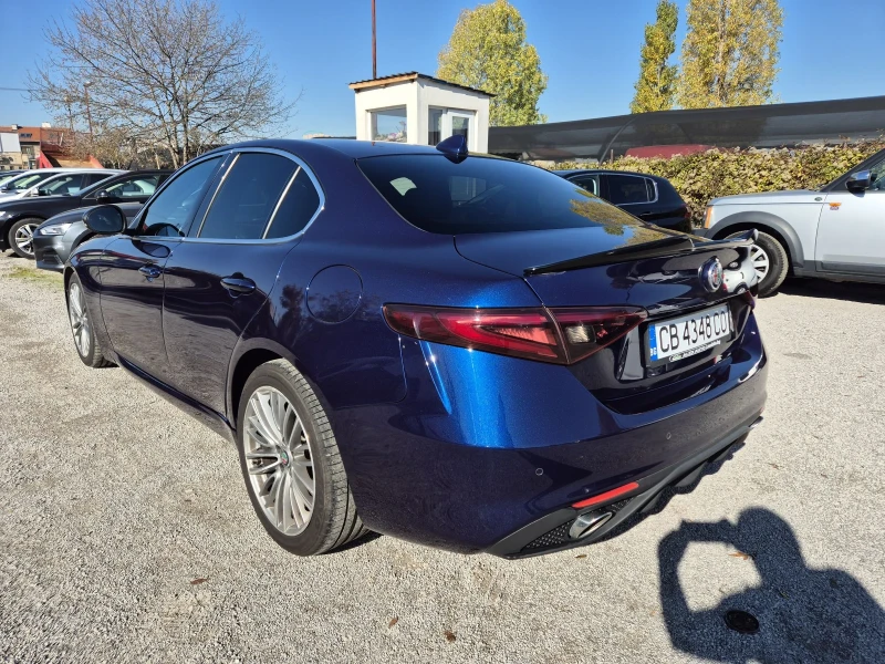 Alfa Romeo Giulia 2.2-JTD/180кс, снимка 3 - Автомобили и джипове - 52258400