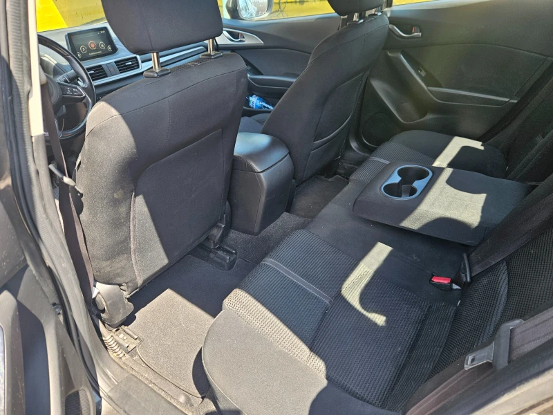 Mazda 3, снимка 13 - Автомобили и джипове - 52641843