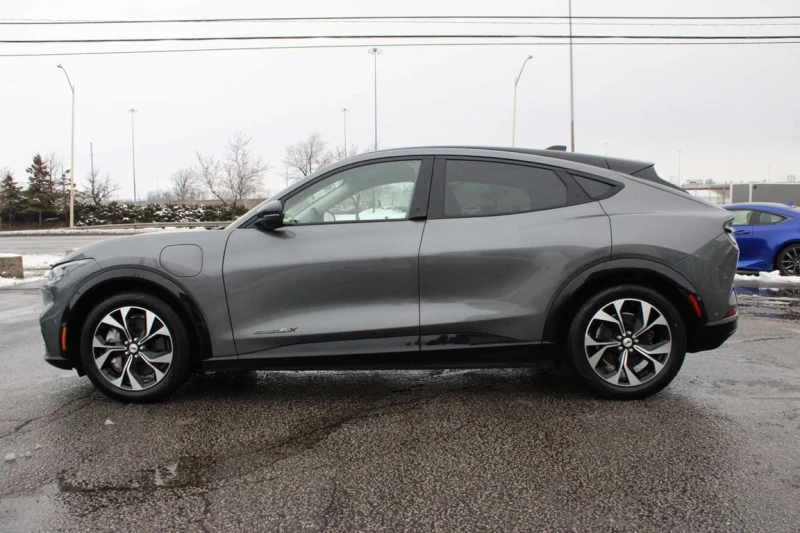 Ford Mustang Mach-E Premium X AWD | No Accident | Extended Range, снимка 4 - Автомобили и джипове - 53361131