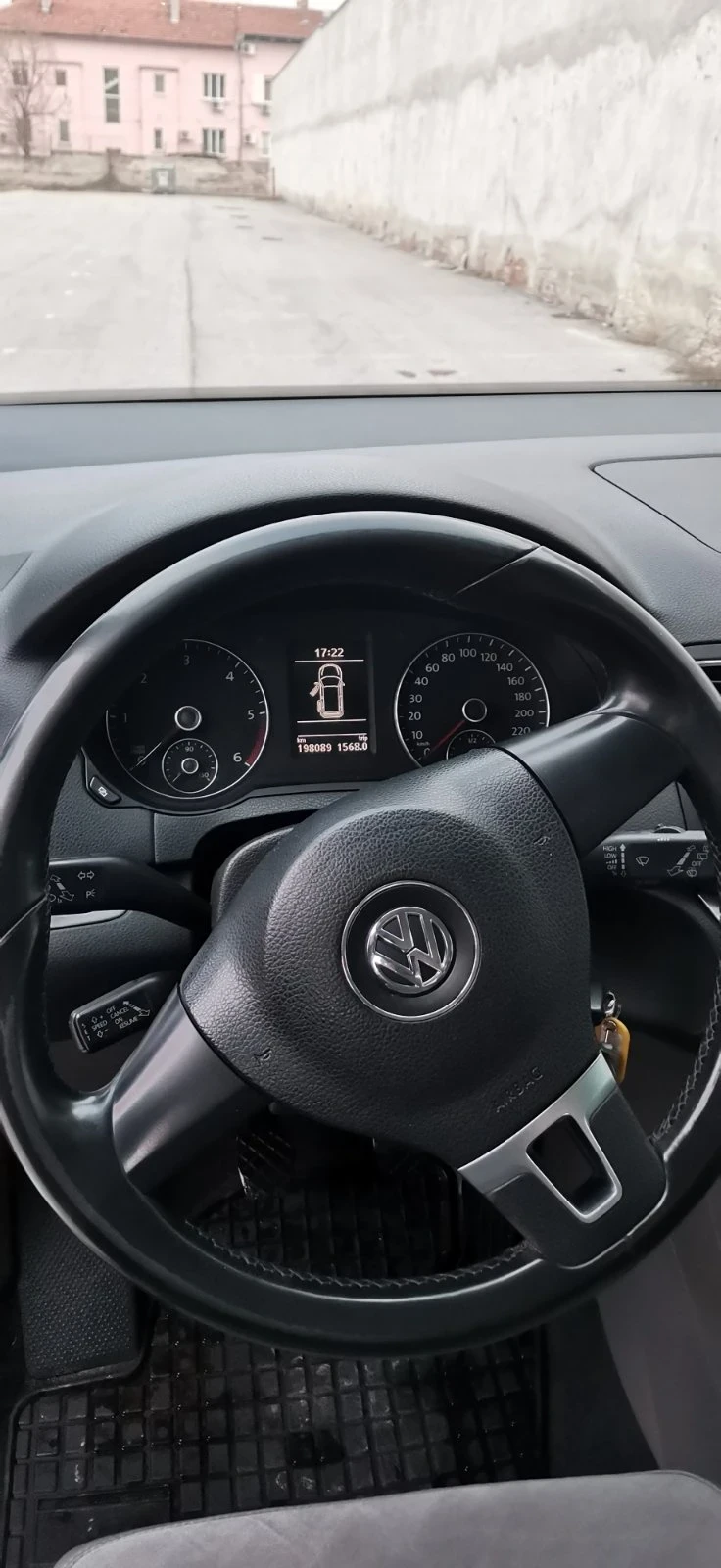 VW Sharan TDI Highline, снимка 9 - Автомобили и джипове - 49349607