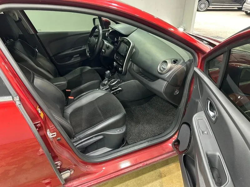 Renault Samsung Clio, снимка 9 - Автомобили и джипове - 54833265