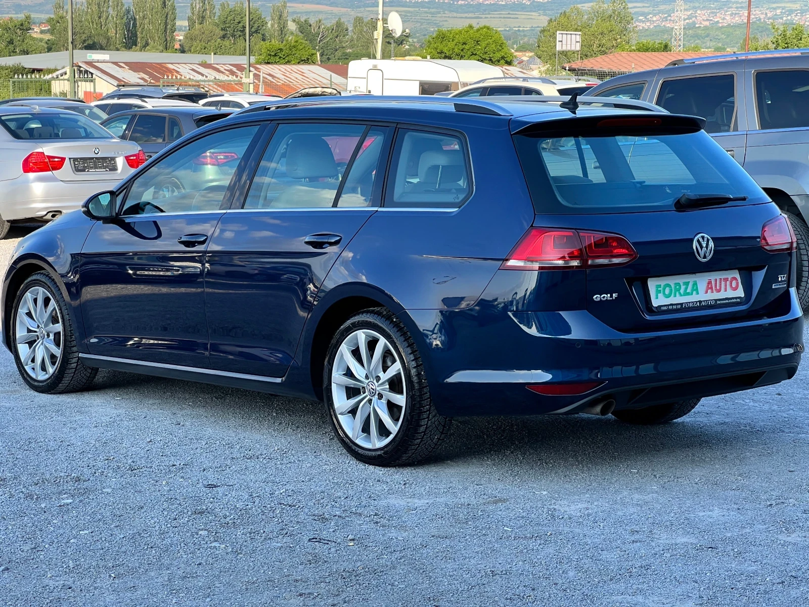 VW Golf Variant 1.6 TDI-BLUEMOTION-HIGHLINE - изображение 6