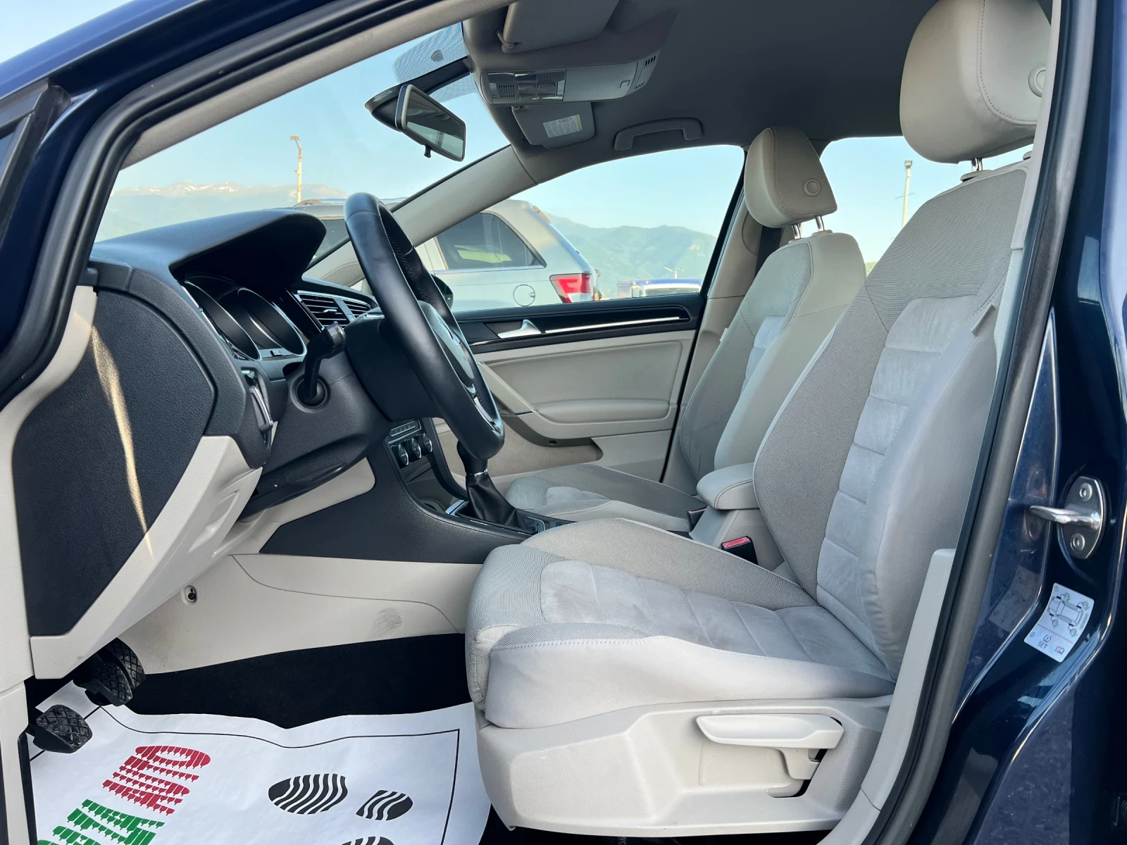 VW Golf Variant 1.6 TDI-BLUEMOTION-HIGHLINE - изображение 8