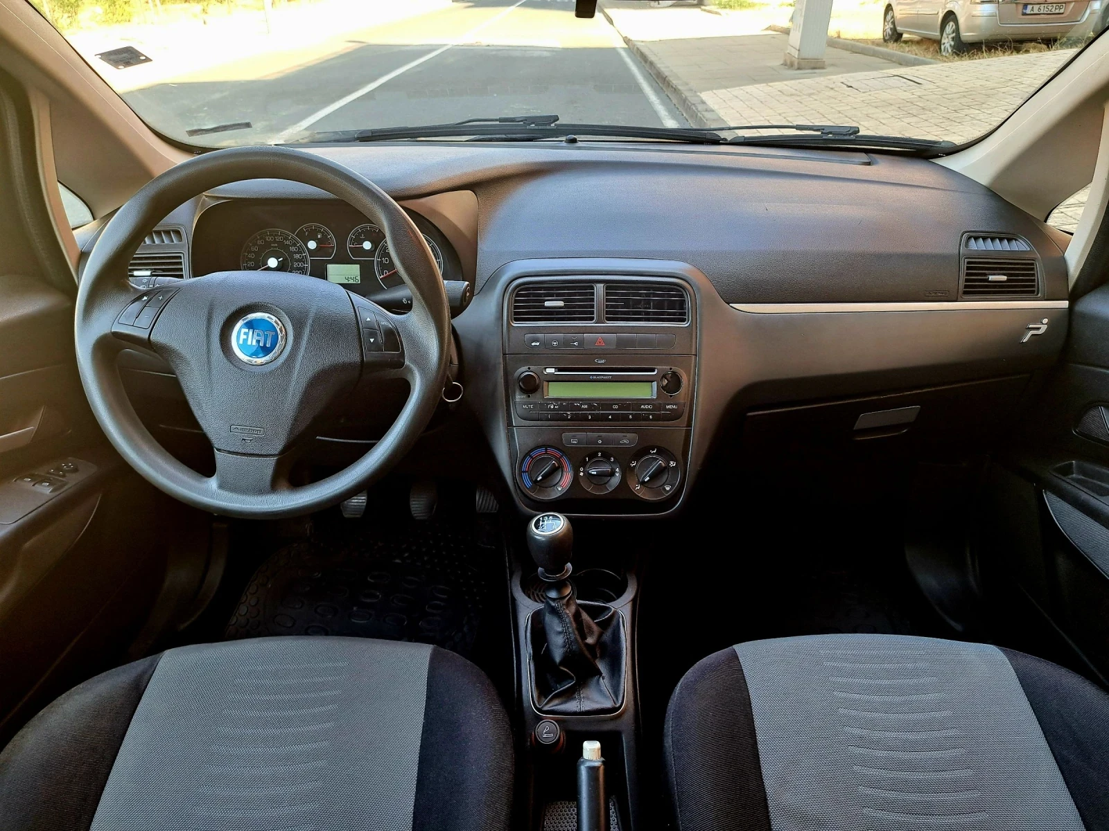Fiat Punto 1.4 - изображение 5