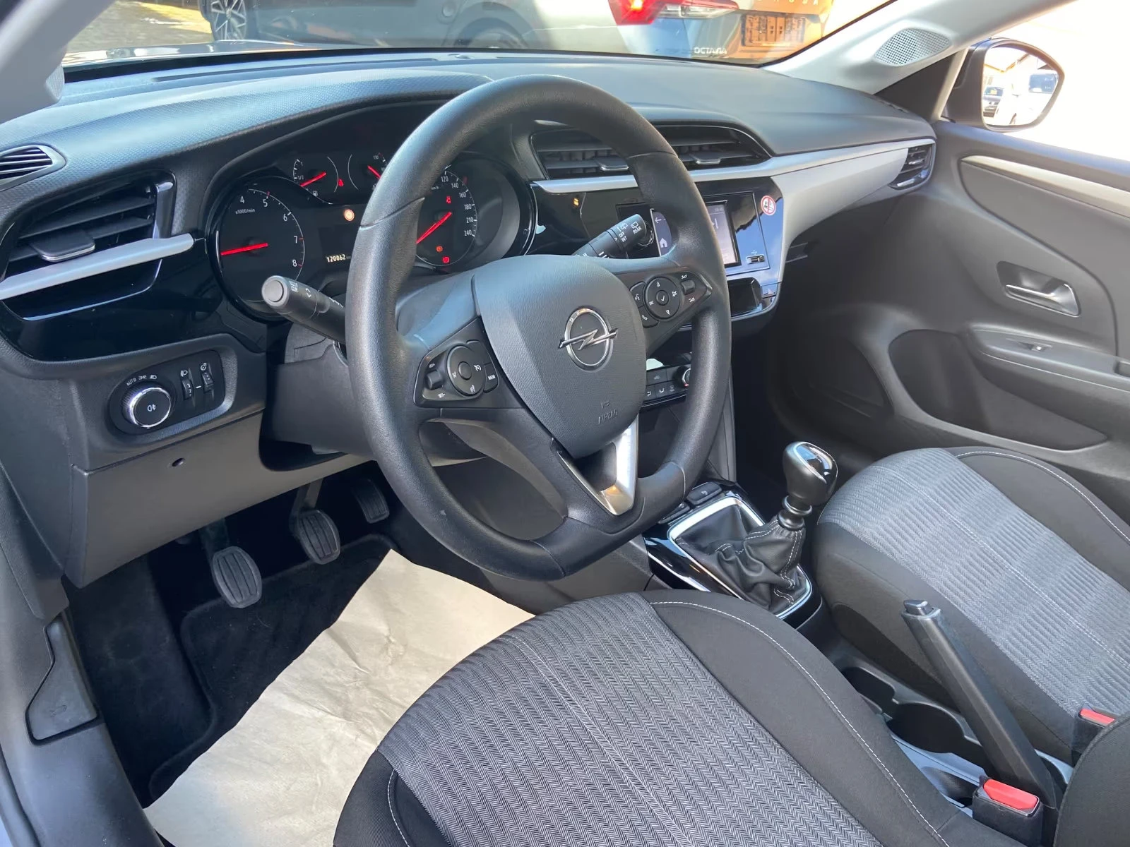 Opel Combo F-EDITION/102HP/TSR/Bluetooth/NAVI/LED/729v - изображение 8