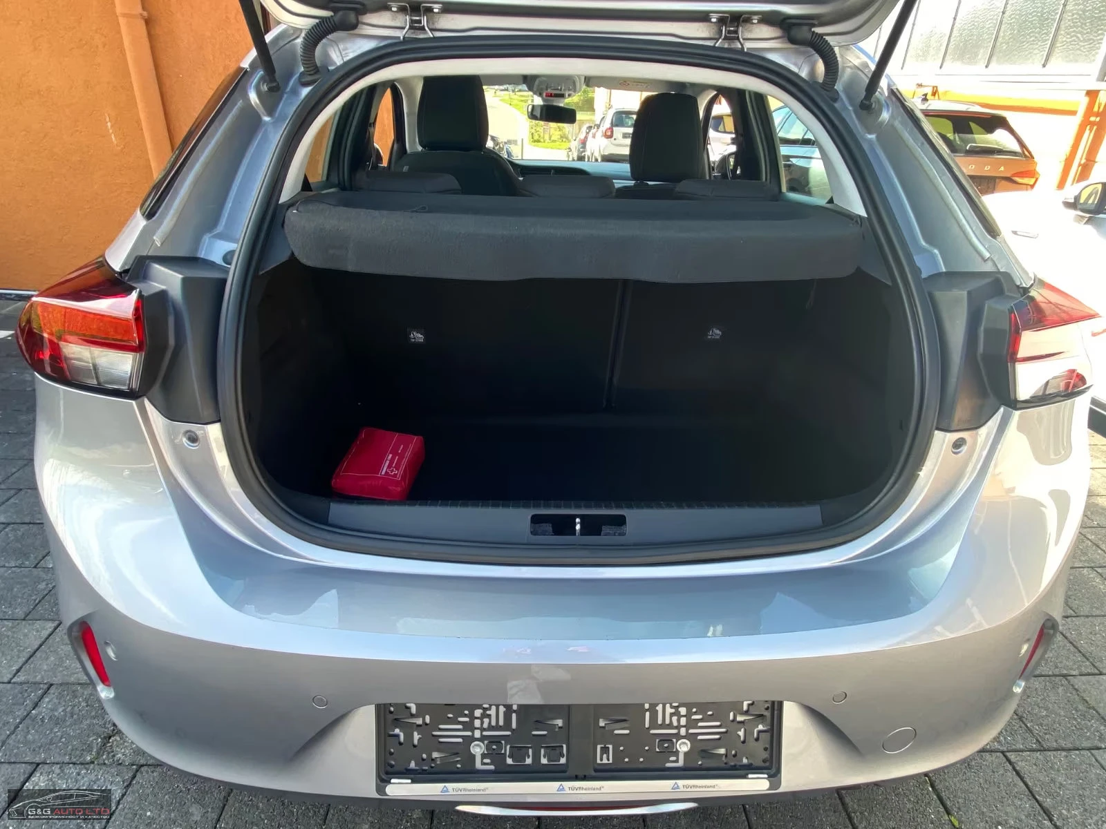 Opel Combo F-EDITION/102HP/TSR/Bluetooth/NAVI/LED/729v - изображение 6