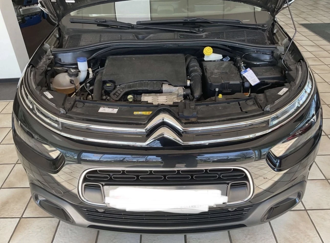 Citroen C4 Cactus 1.2T /1.2 i / 1.6 HDI  | Mobile.bg — изображение 4