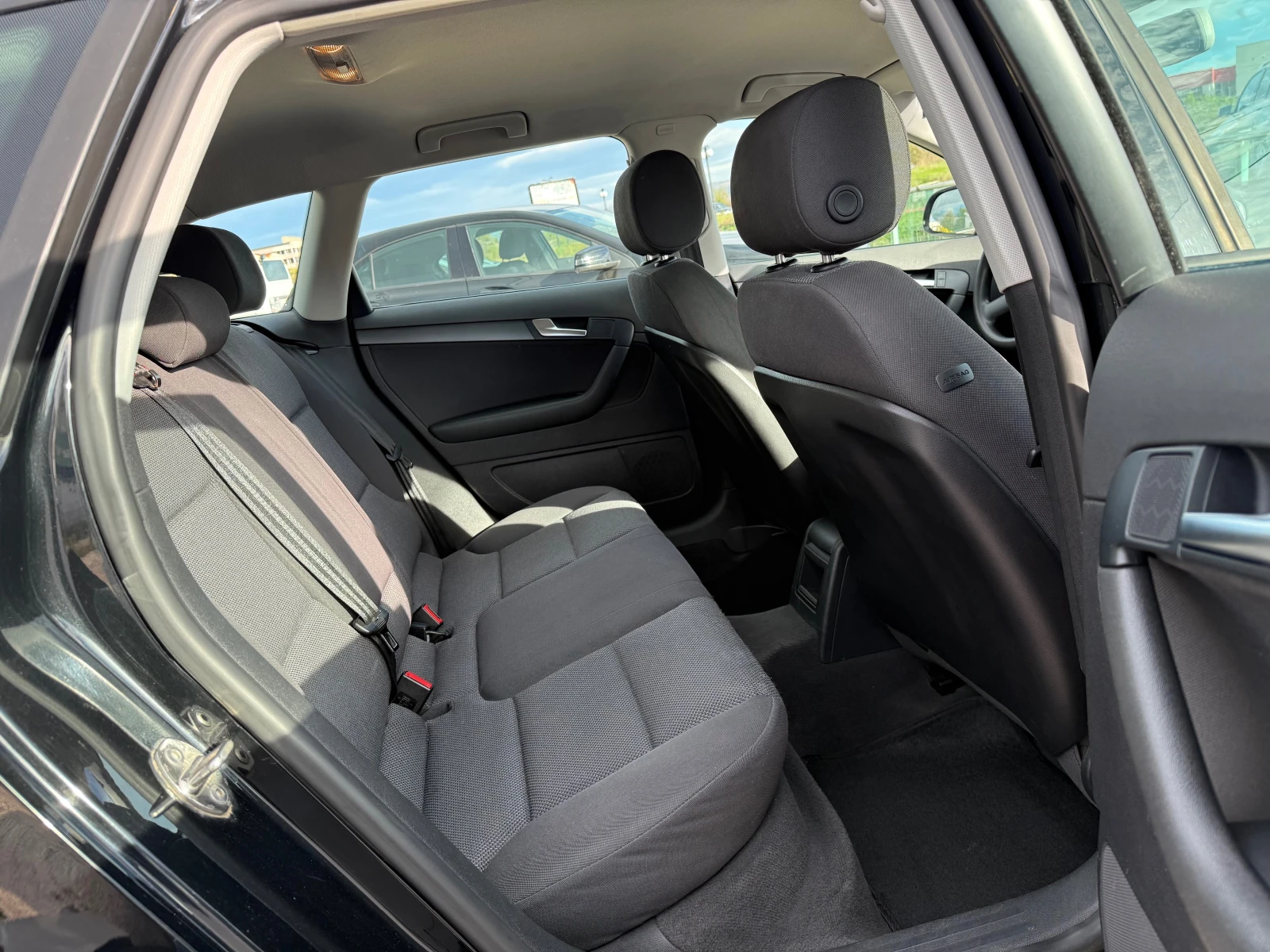 Audi A3 1.6TDi, FACELIFT,  | Mobile.bg   12