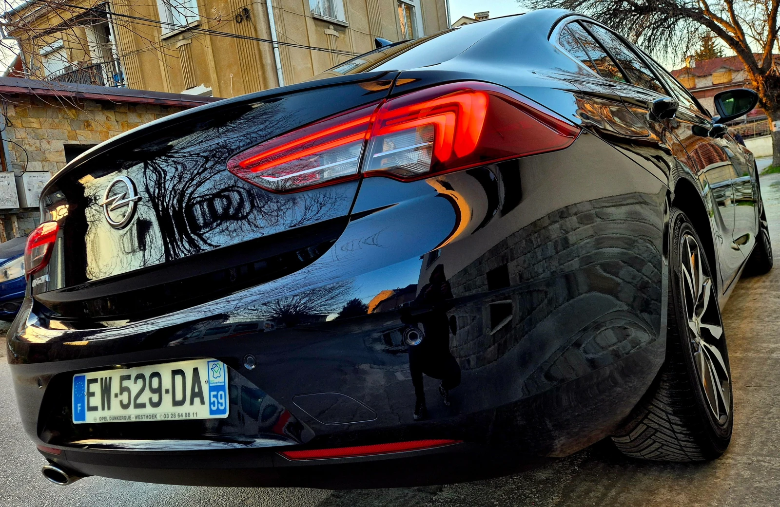 Opel Insignia 2.0d-EXECUTIVE-LUX-нави-кожа-6скорости, снимка 5 - Автомобили и джипове - 53818986