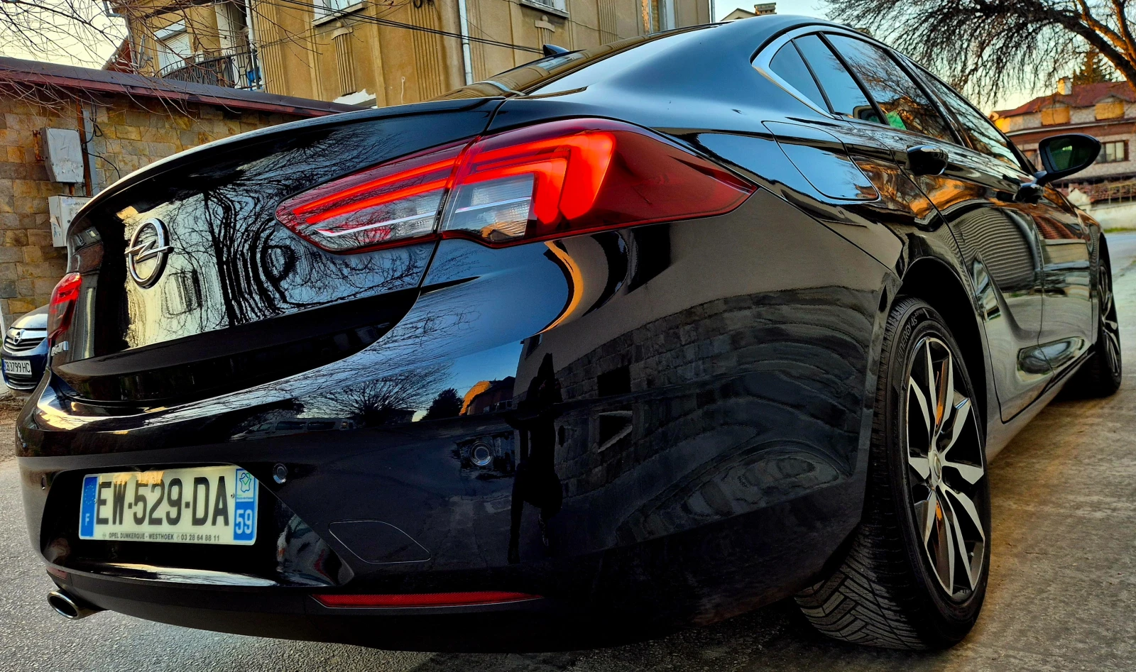 Opel Insignia 2.0d-EXECUTIVE-LUX-нави-кожа-6скорости, снимка 8 - Автомобили и джипове - 53818986