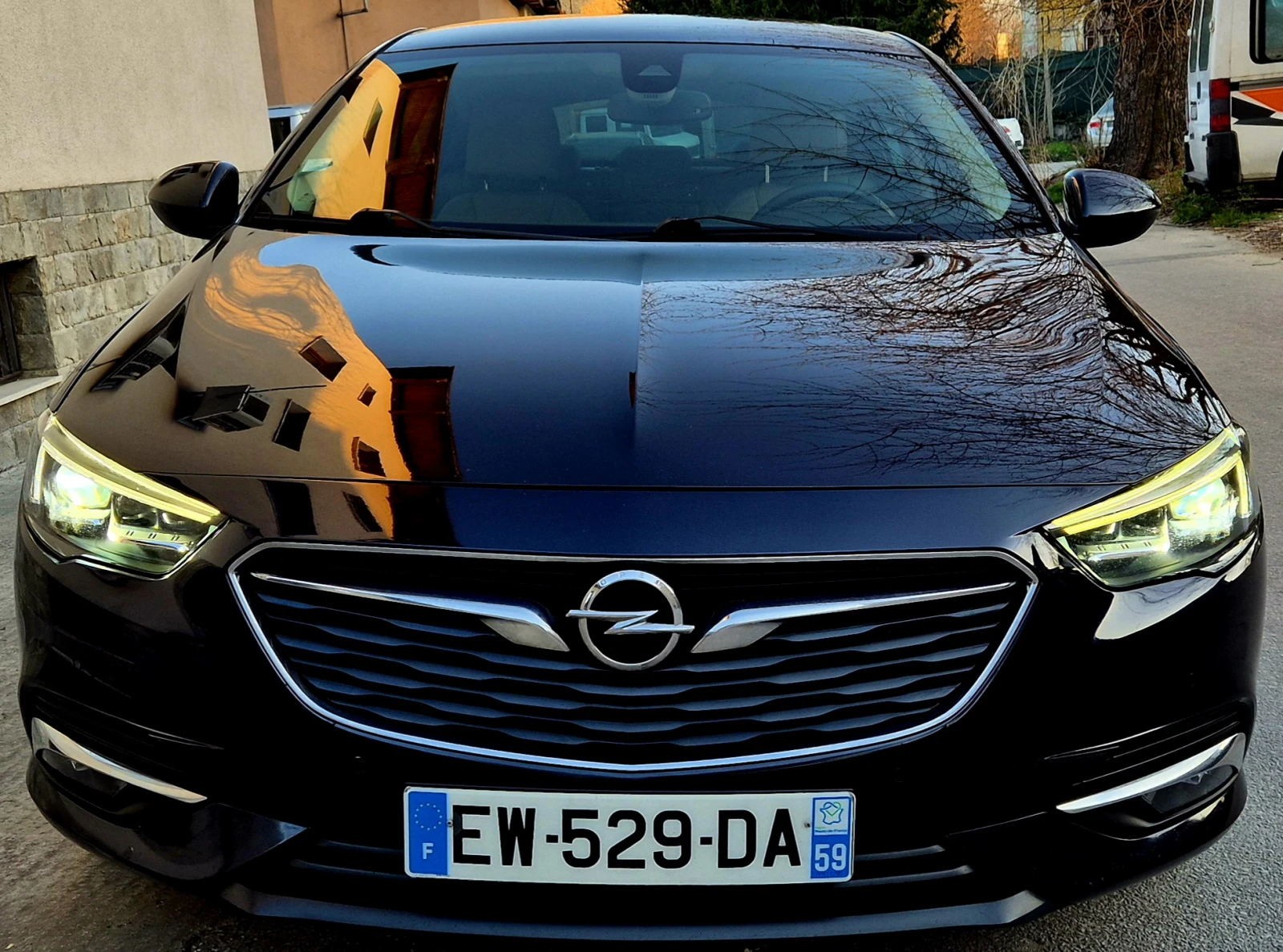 Opel Insignia 2.0d-EXECUTIVE-LUX-нави-кожа-6скорости, снимка 7 - Автомобили и джипове - 53818986