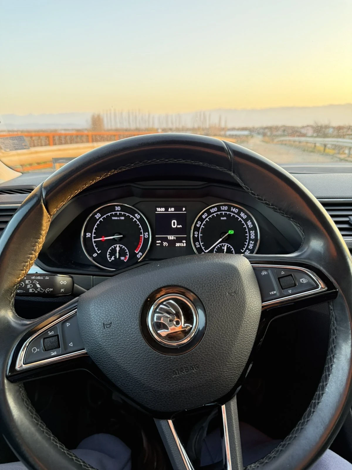 Skoda Superb, снимка 9 - Автомобили и джипове - 53872030