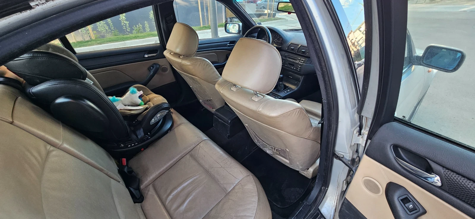 BMW 320, снимка 15 - Автомобили и джипове - 54555949