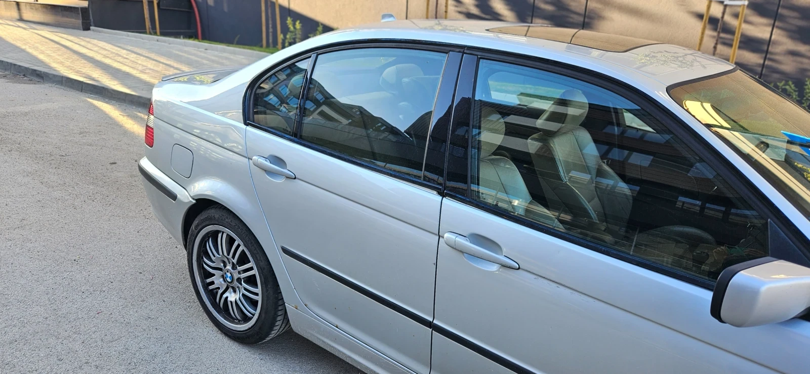 BMW 320, снимка 8 - Автомобили и джипове - 54555949