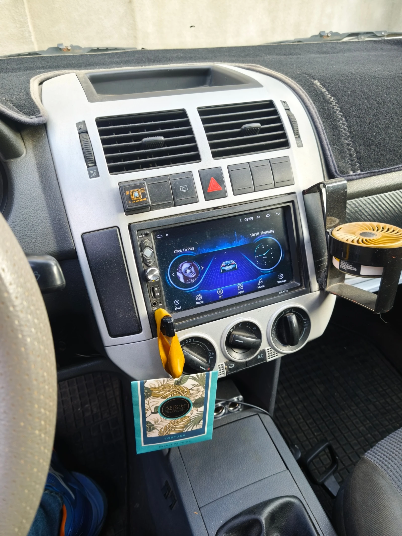 VW Polo, снимка 5 - Автомобили и джипове - 54616686