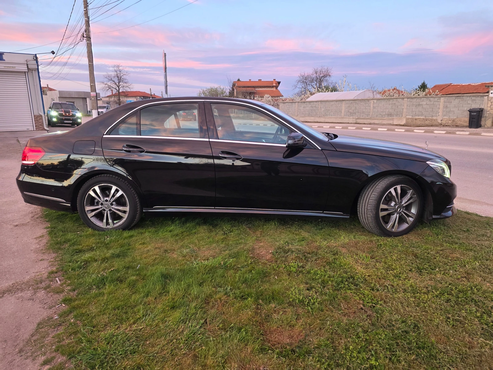 Mercedes-Benz E 300 2.2cdi BLUETEC Hybrid, снимка 4 - Автомобили и джипове - 54979965