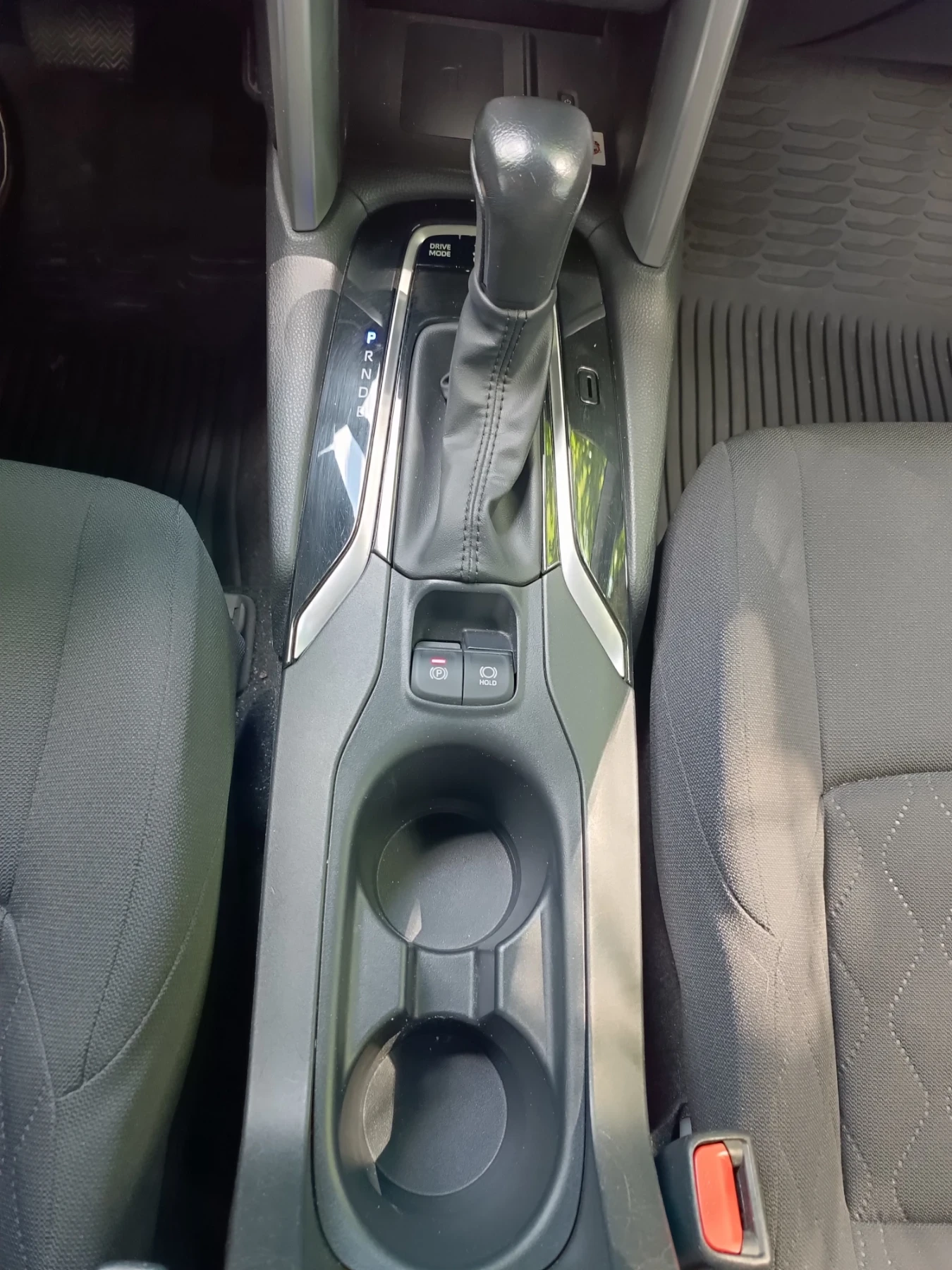 Toyota Corolla Cross Executive plus , снимка 9 - Автомобили и джипове - 55156039
