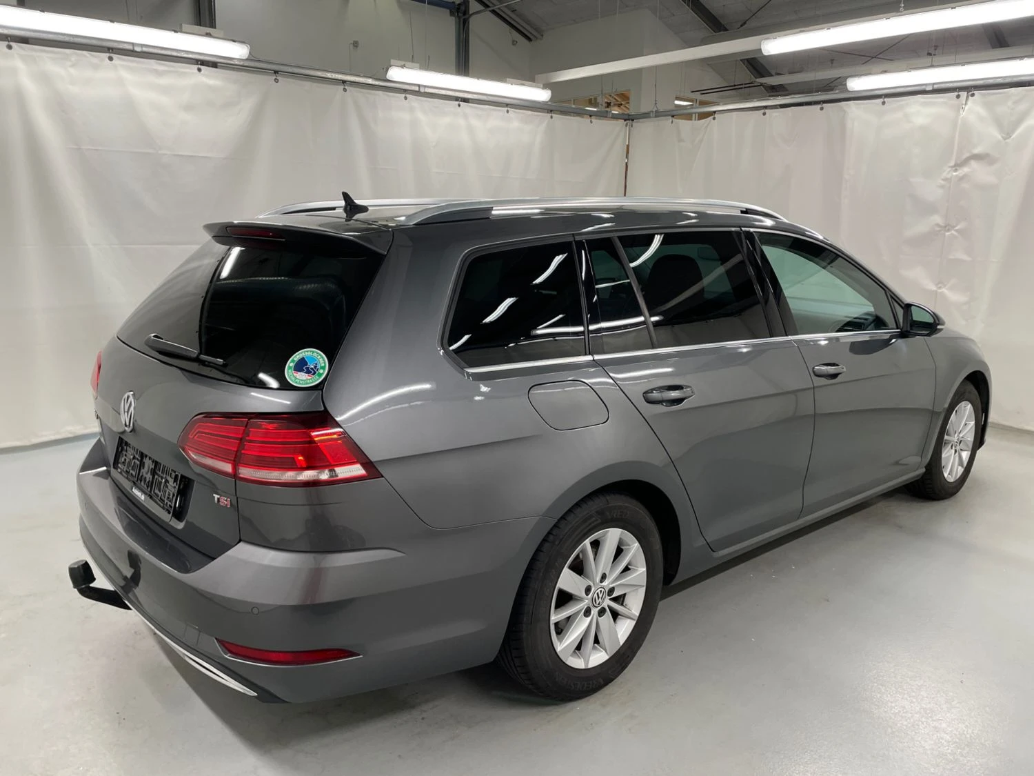 VW Golf Highline 1.4 бензин, снимка 4 - Автомобили и джипове - 55651076