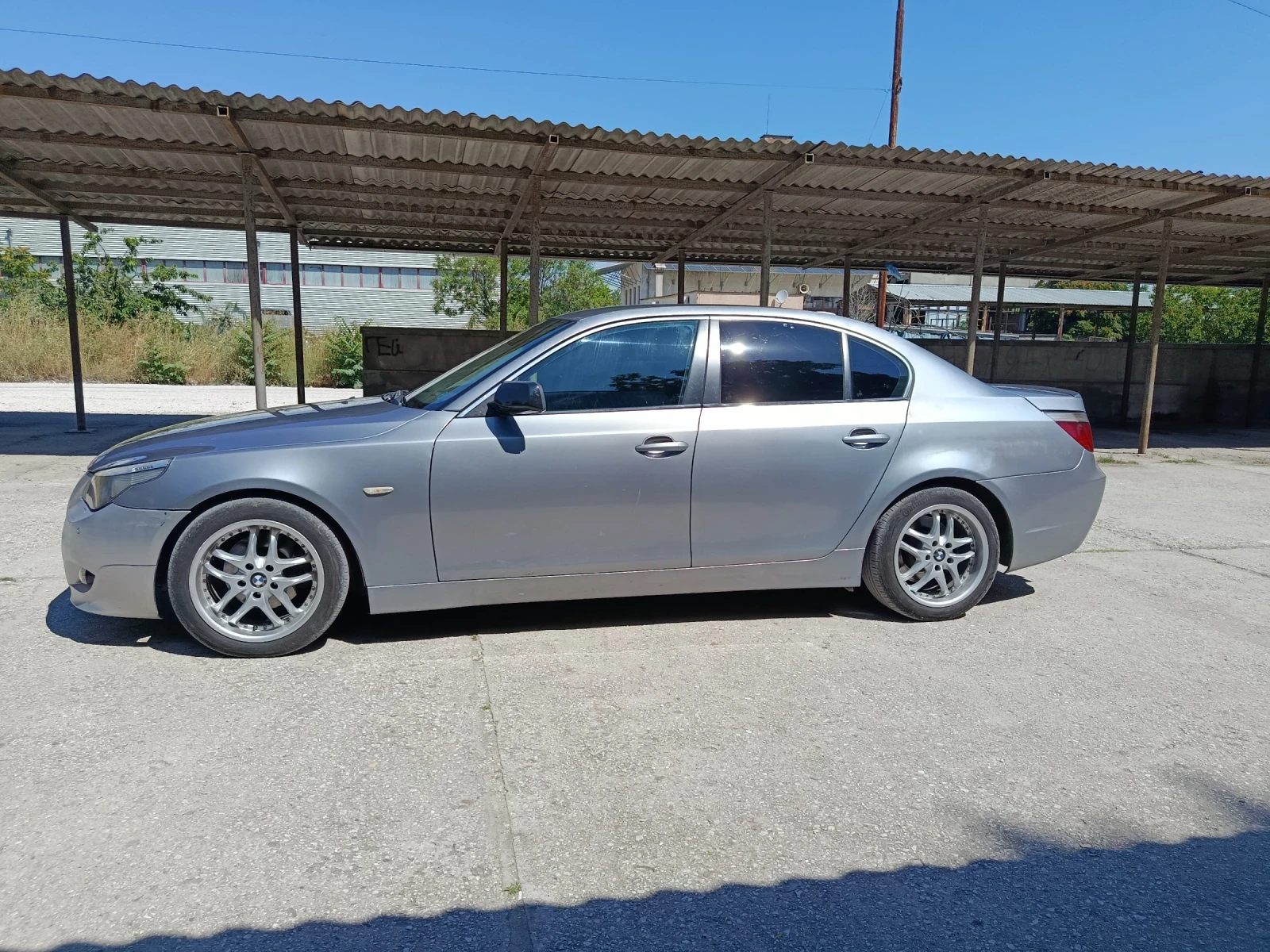 BMW 525 2.5/177кс, снимка 4 - Автомобили и джипове - 55889510