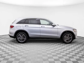 Mercedes-Benz GLC 300 4MATIC * AMG LINE , снимка 3