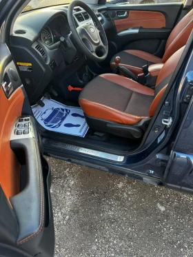 Kia Sportage 2.0i, FACELIFT, АВТОПИЛОТ  - 3900 € / 7627.74 лв. - 64949025 9