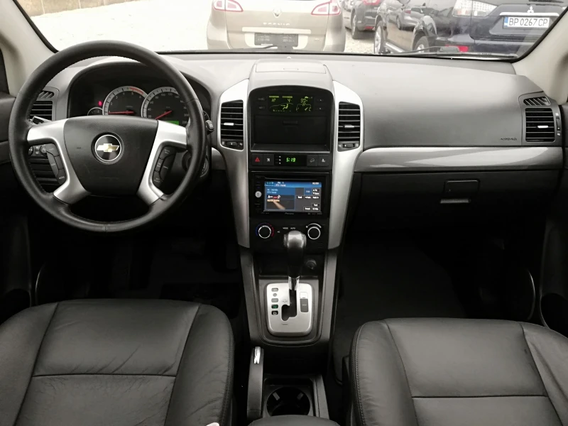 Chevrolet Captiva 2.0 4x4 Avtomat kli, снимка 14 - Автомобили и джипове - 47957269