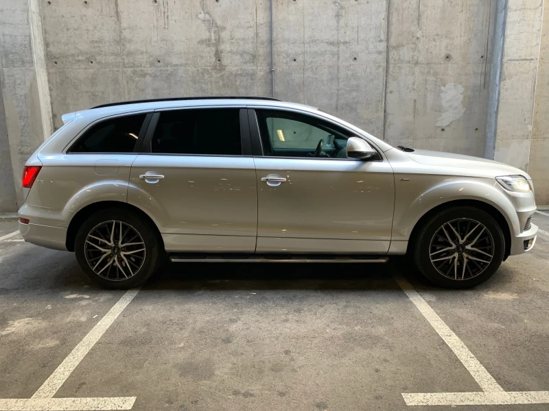 Audi Q7 4.2TDI* 3xTV* Bang and Olufsen* S-Line* 7места* Fu, снимка 8 - Автомобили и джипове - 48614941